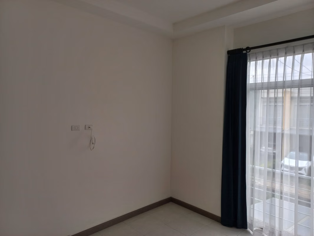 Casa en Condominio Via Heredia - Comodidad y Seguridad - foto 5