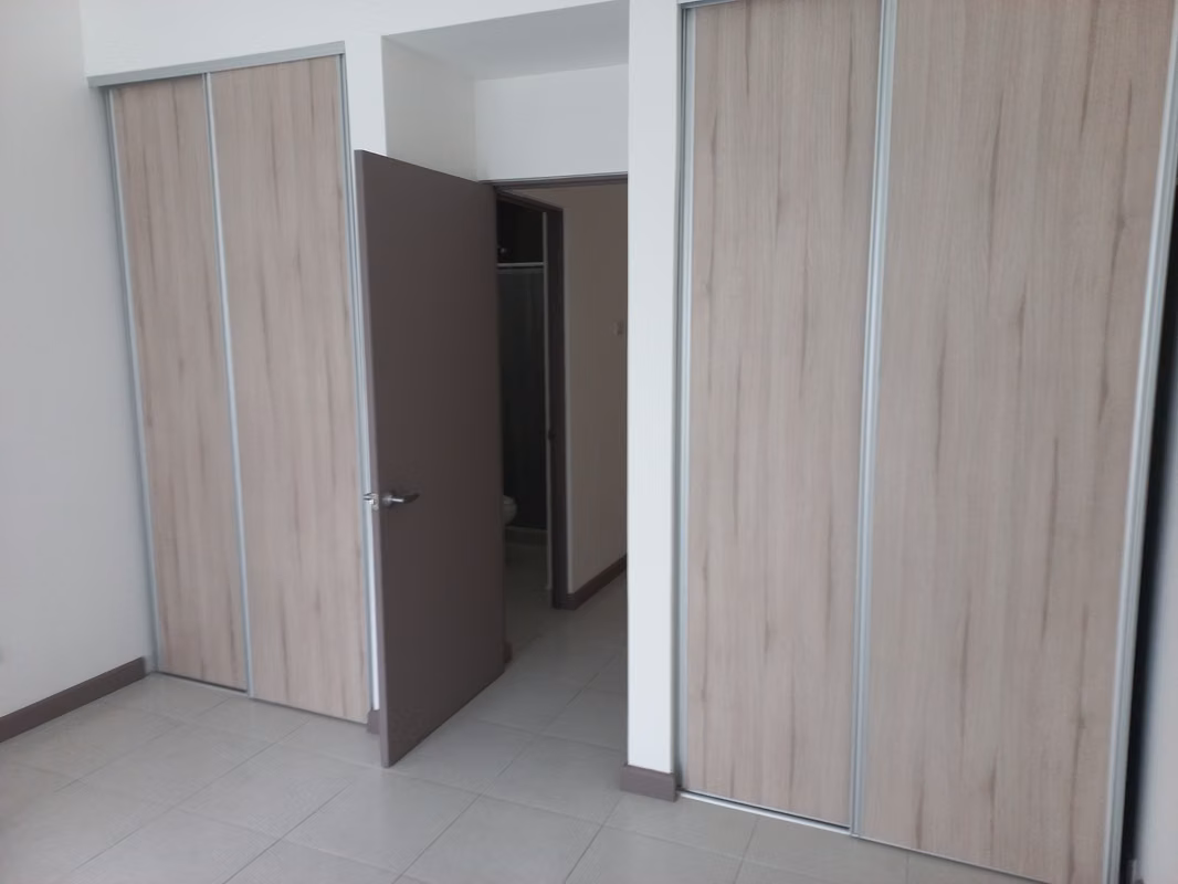 Casa en Condominio Via Heredia - Comodidad y Seguridad - foto 7