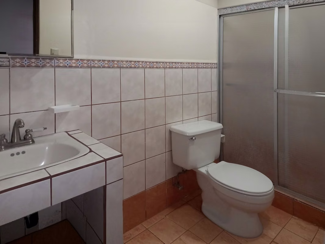 Amplia casa de una planta en Curridabat - foto 7