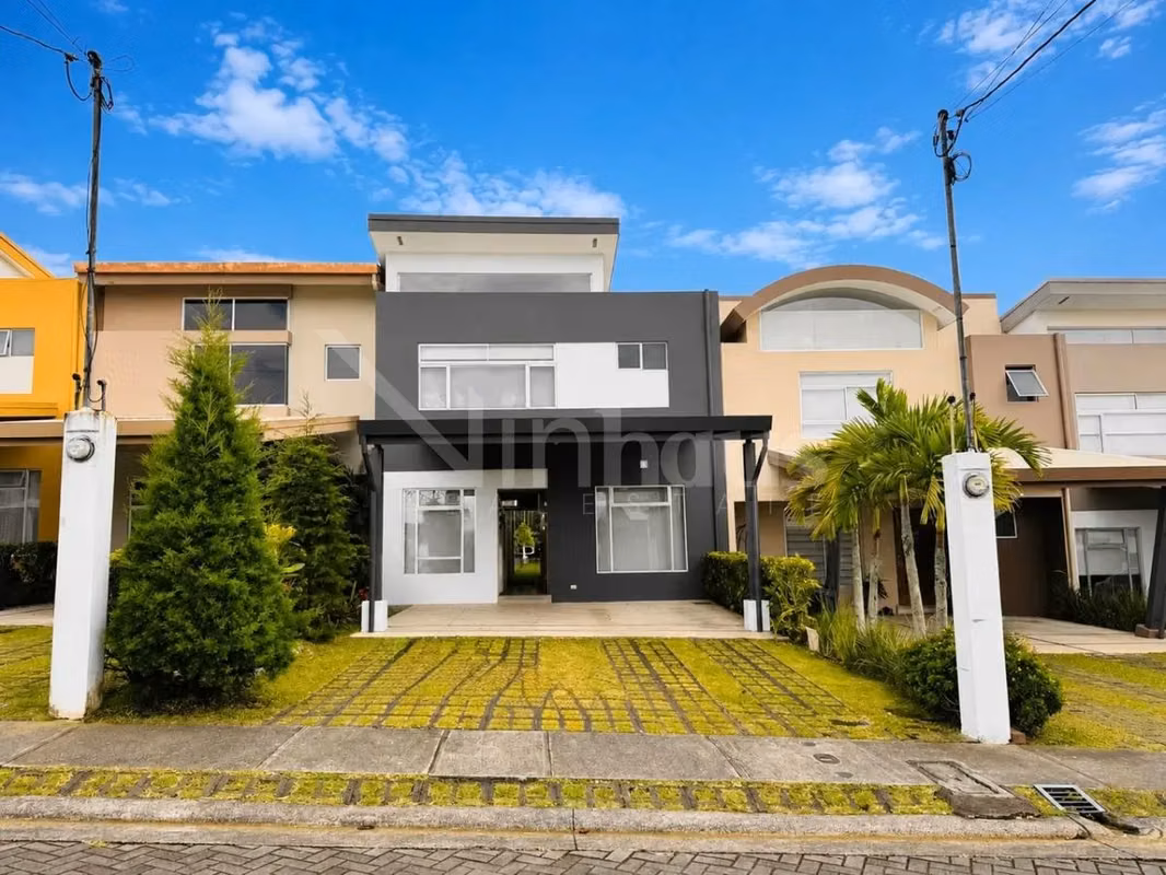 Casa moderna en condominio Barlovento, La Unión - foto 14