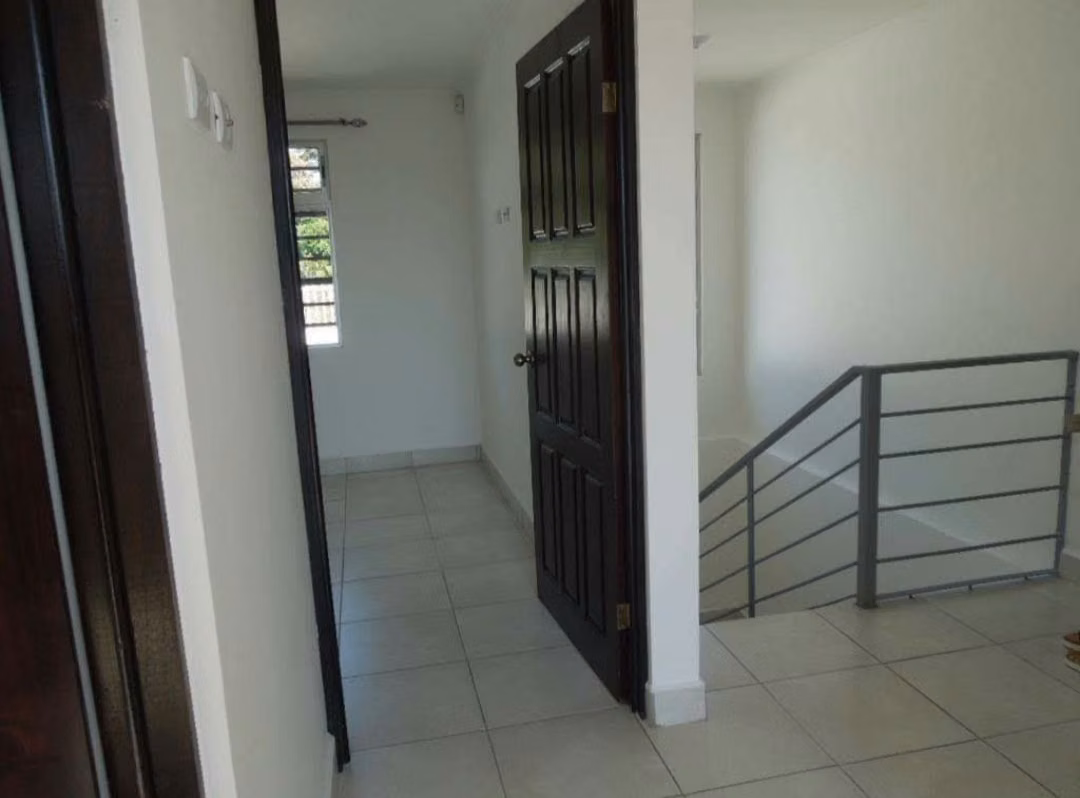 Apartamento de dos plantas en alquiler en Santo Domingo - foto 8
