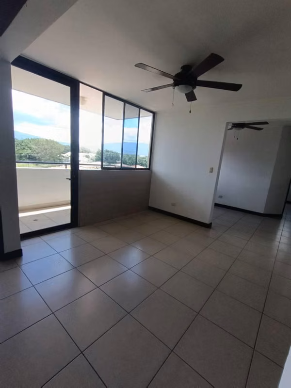 Lindo Apartamento con Vista a las Montañas - foto 5