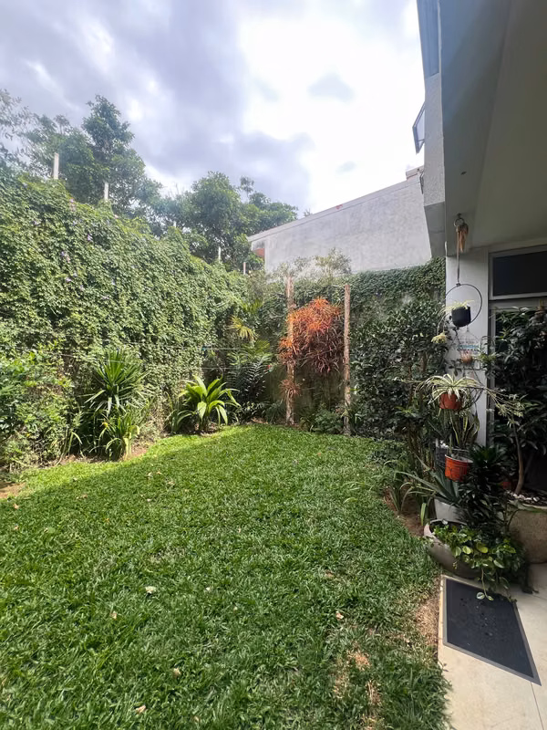 Hermosa casa en Residencial Omega, La Unión, Cartago - foto 5