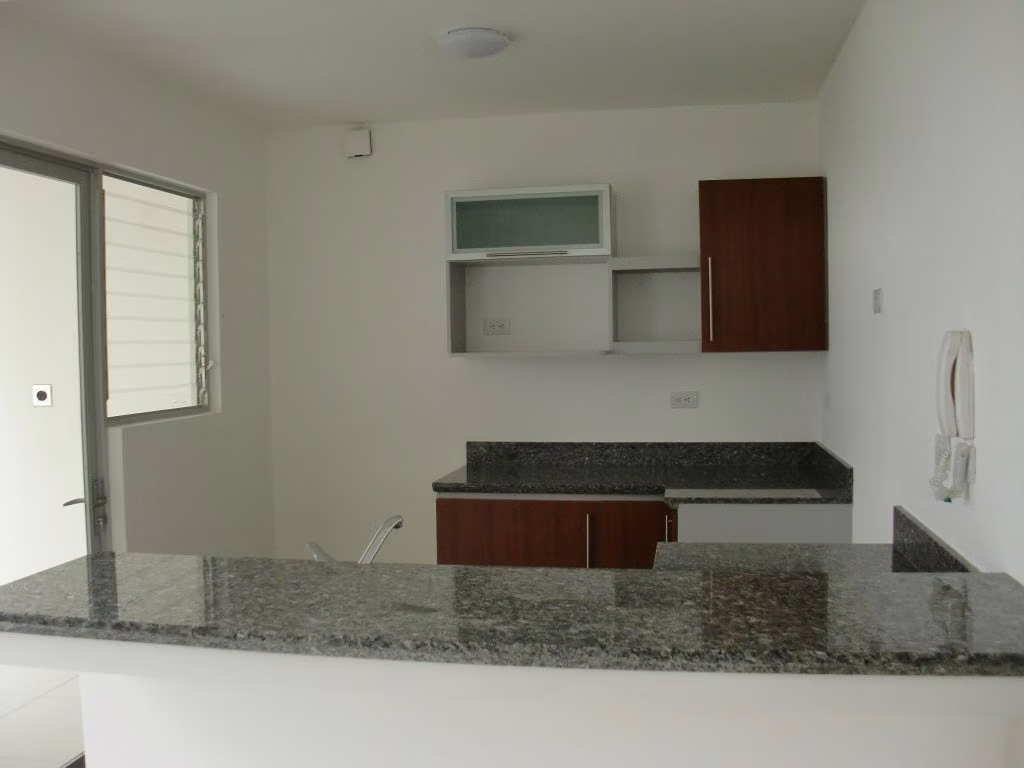 Casa en Condominio Barlovento con Jardín y Amenidades - foto 2