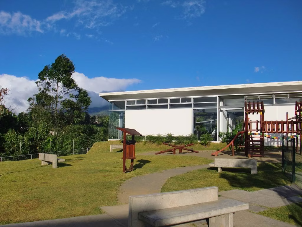 Casa en Condominio Barlovento con Jardín y Amenidades - foto 12