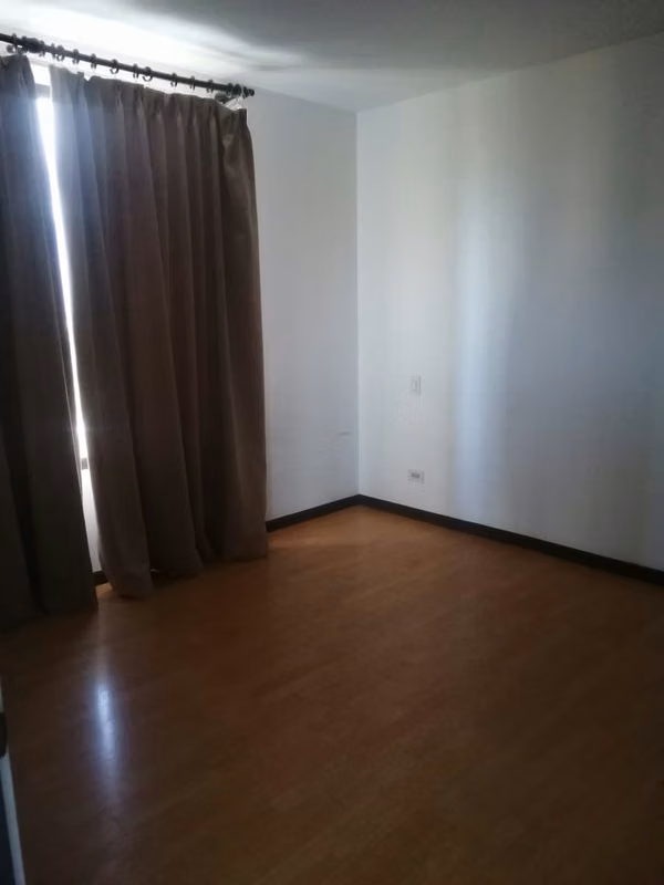 Apartamento de 2 Habitaciones en Escazú con Balcón y Piscina - foto 9