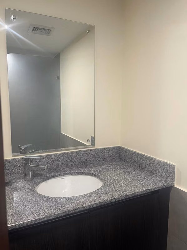 Moderno apartamento de 1 habitación en Torre Los Yoses - foto 8