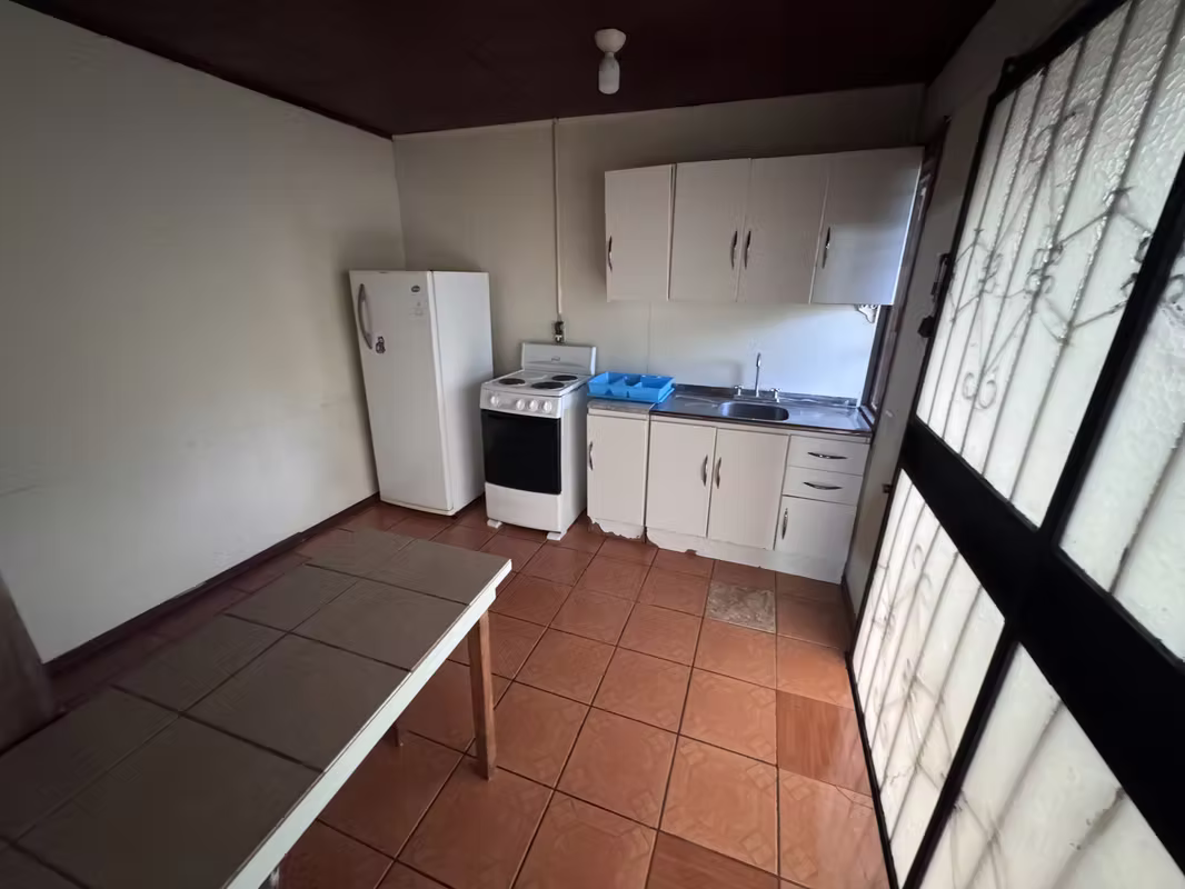 Acogedor apartamento en San Joaquín de Flores - foto 2