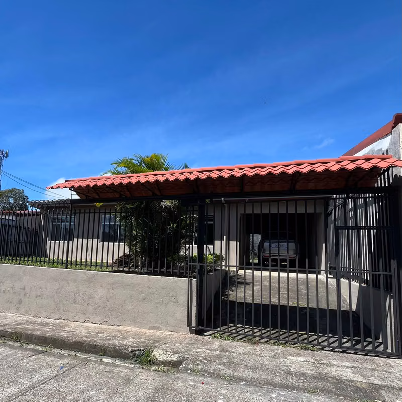 Amplia Casa en La Granja, Palmares - Ideal para Familias - foto 2