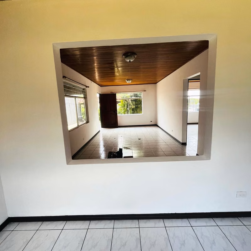 Amplia Casa en La Granja, Palmares - Ideal para Familias - foto 6