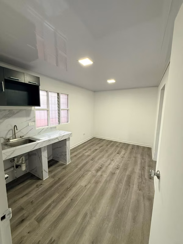 Moderno Apartamento de 2 Habitaciones en La Florida de Tibás - foto 9