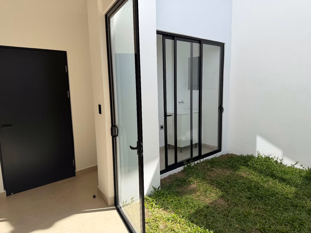 Moderna casa en alquiler en Condominio NAIA, Escazú - foto 4