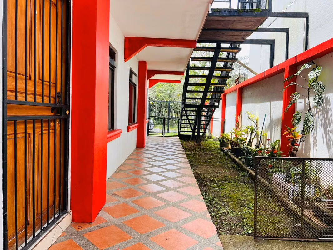 Lindo apartamento en Cartago con balcón y vista a la montaña - foto 14