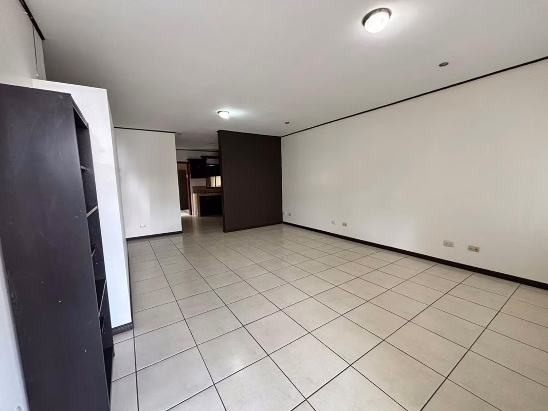 Amplio apartamento en Cartago, ideal para familias - foto 2