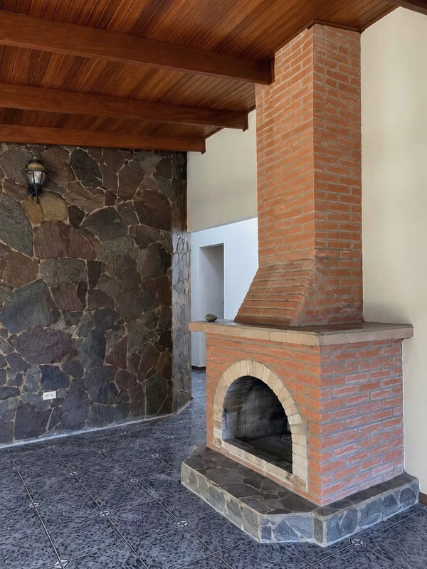 Amplia Casa en Alquiler en Palmares, Alajuela - 4 Habitaciones - foto 3