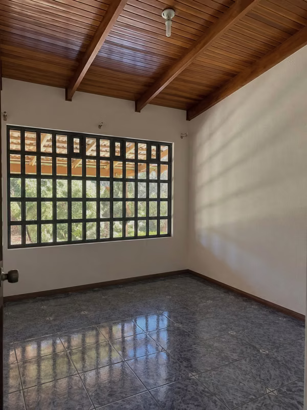 Amplia Casa en Alquiler en Palmares, Alajuela - 4 Habitaciones - foto 9