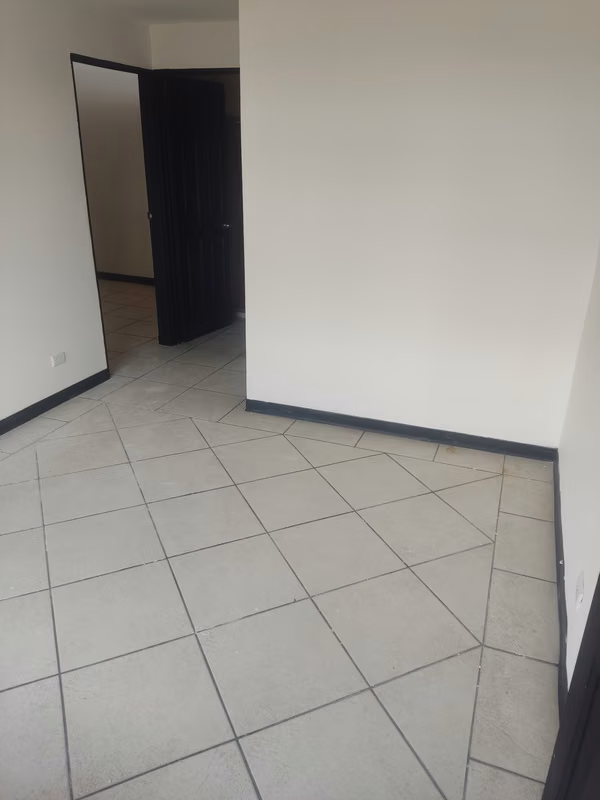 Apartamento Ideal para Persona o Pareja en Desamparados - foto 7