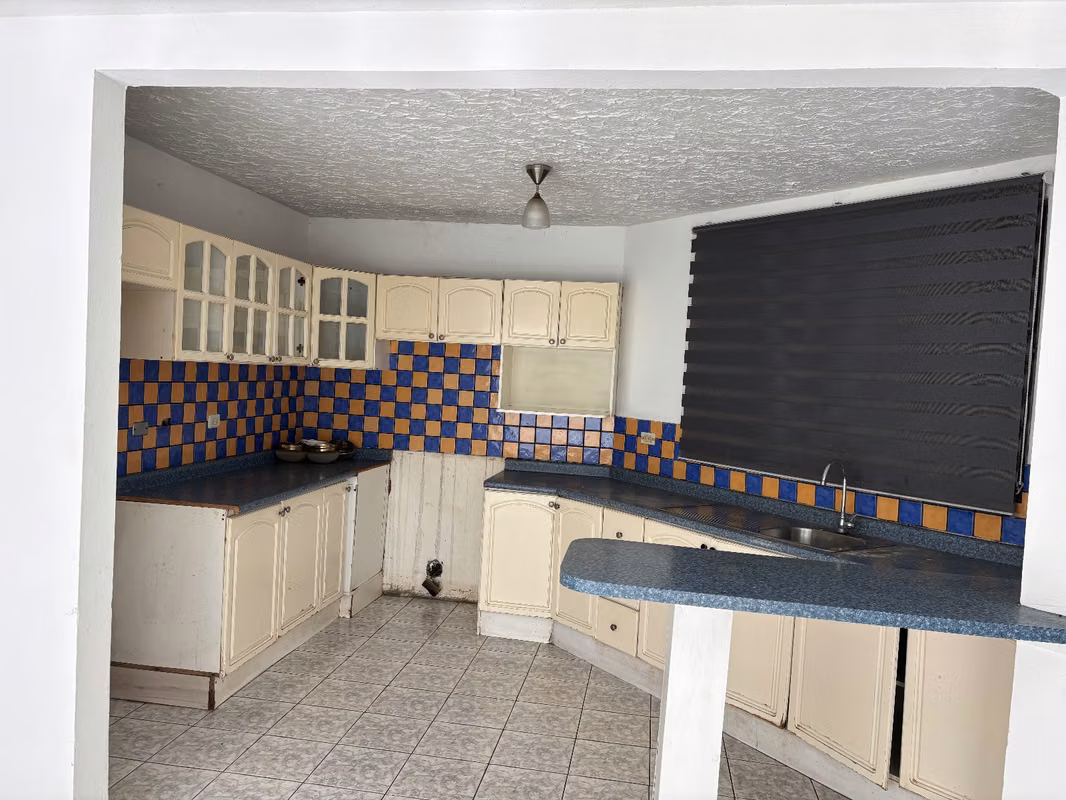 Amplio apartamento en San Antonio, Desamparados - foto 3