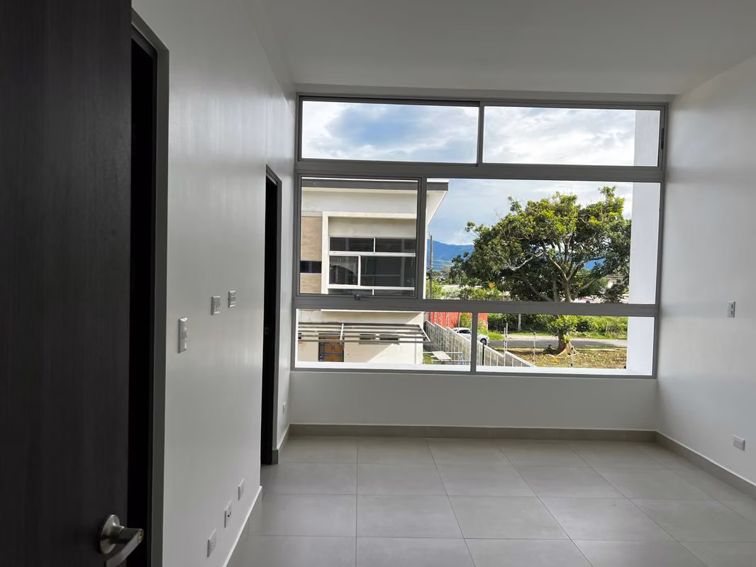 Preciosa Casa Contemporánea en Condominio en Barva - foto 13