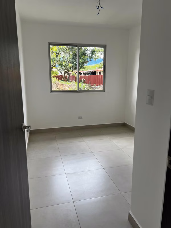 Preciosa Casa Contemporánea en Condominio en Barva - foto 14