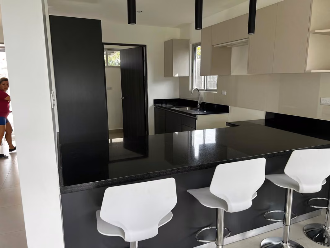 Preciosa Casa Contemporánea en Condominio en Barva - foto 9