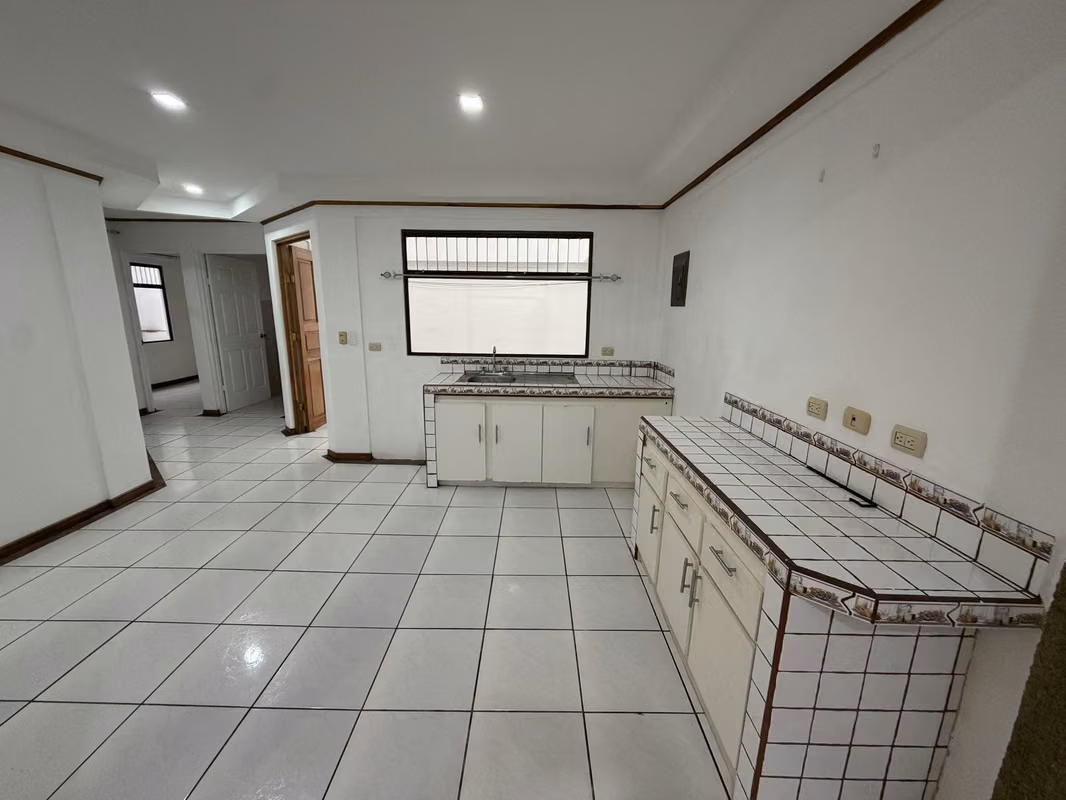Apartamento en alquiler en San Rafael, Heredia - Seguridad 24/7 - foto 10