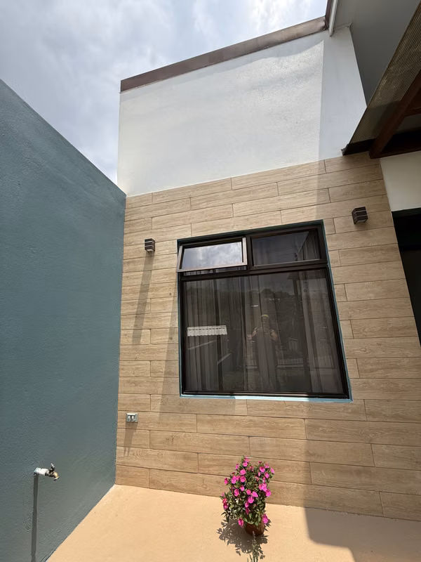 Hermoso apartamento en Grecia, Alajuela - ¡Disponible en septiembre! 1
