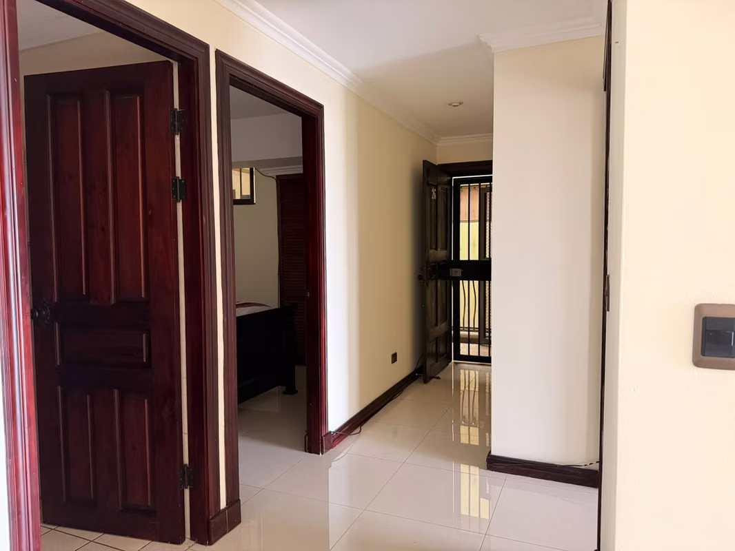 Hermoso apartamento amoblado en Escazú con vista espectacular - foto 12