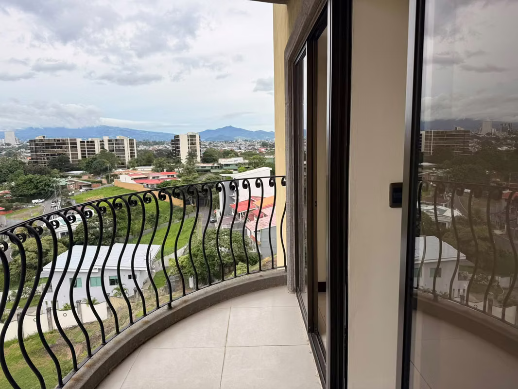 Hermoso apartamento amoblado en Escazú con vista espectacular - foto 13