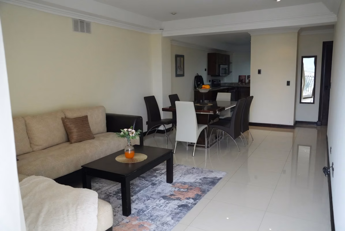 Hermoso apartamento amoblado en Escazú con vista espectacular - foto 7