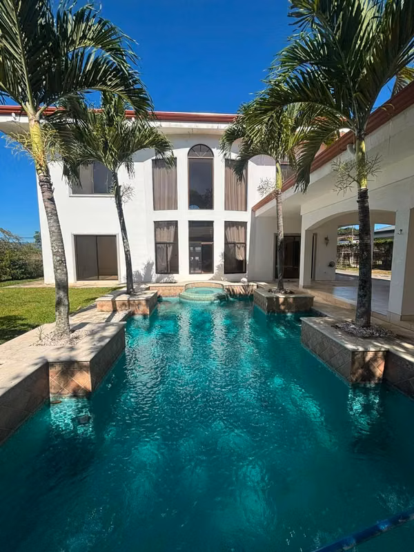 Casa de lujo en Hacienda Los Reyes, Alajuela 1