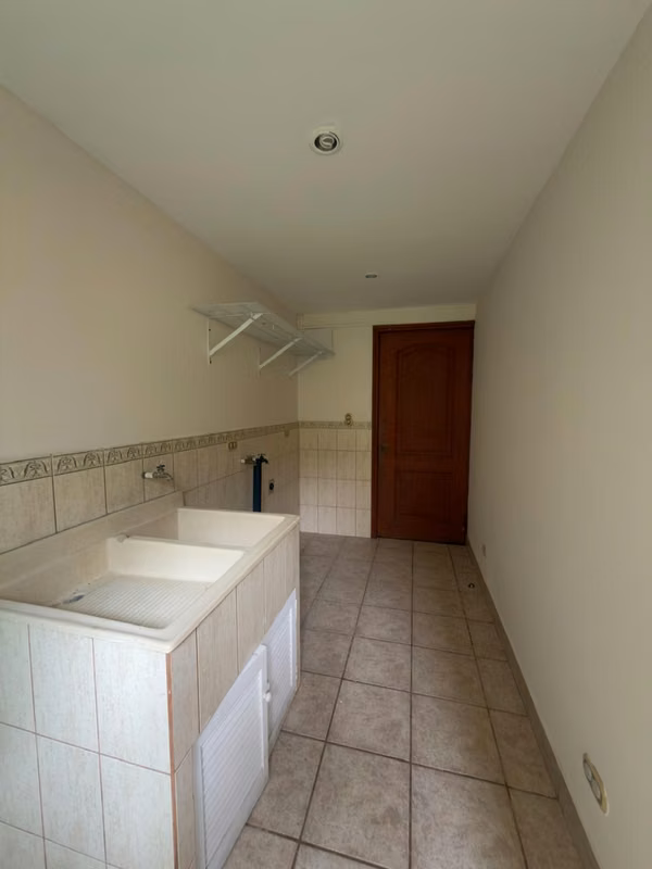 Hermosa Casa en Alquiler en Santo Domingo de Heredia - foto 5
