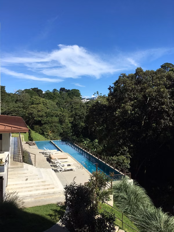 Apartamento en condominio exclusivo con piscina y gimnasio 1