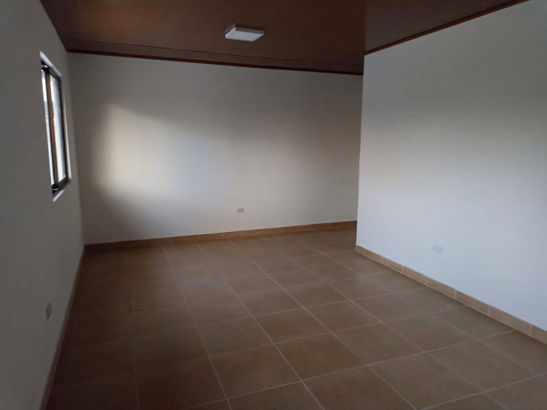 Acogedor apartamento de 1 habitación en Santa Ana - foto 5