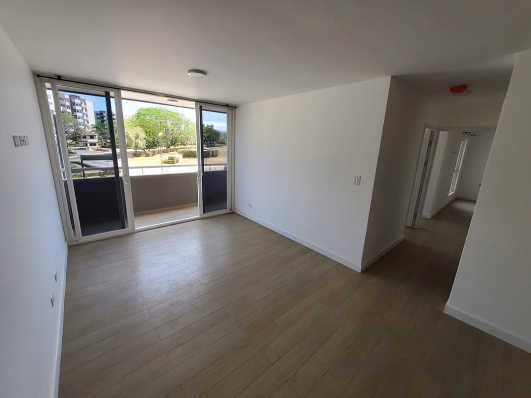 Moderno apartamento en Condominio Parque 160, Alajuela