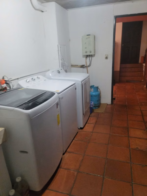 Alquiler de Habitaciones Amuebladas en San Pedro, Montes de Oca - foto 14
