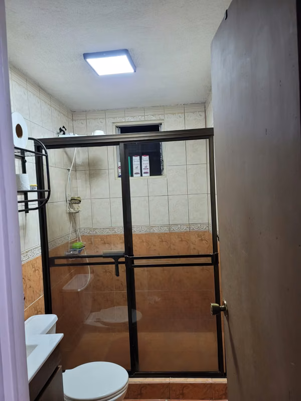 Alquiler de Habitaciones Amuebladas en San Pedro, Montes de Oca - foto 4