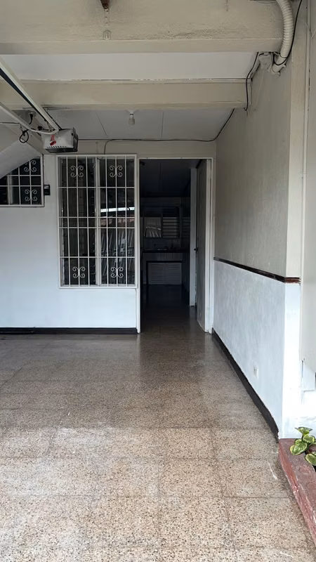 Casa en alquiler en Curridabat - Excelente ubicación