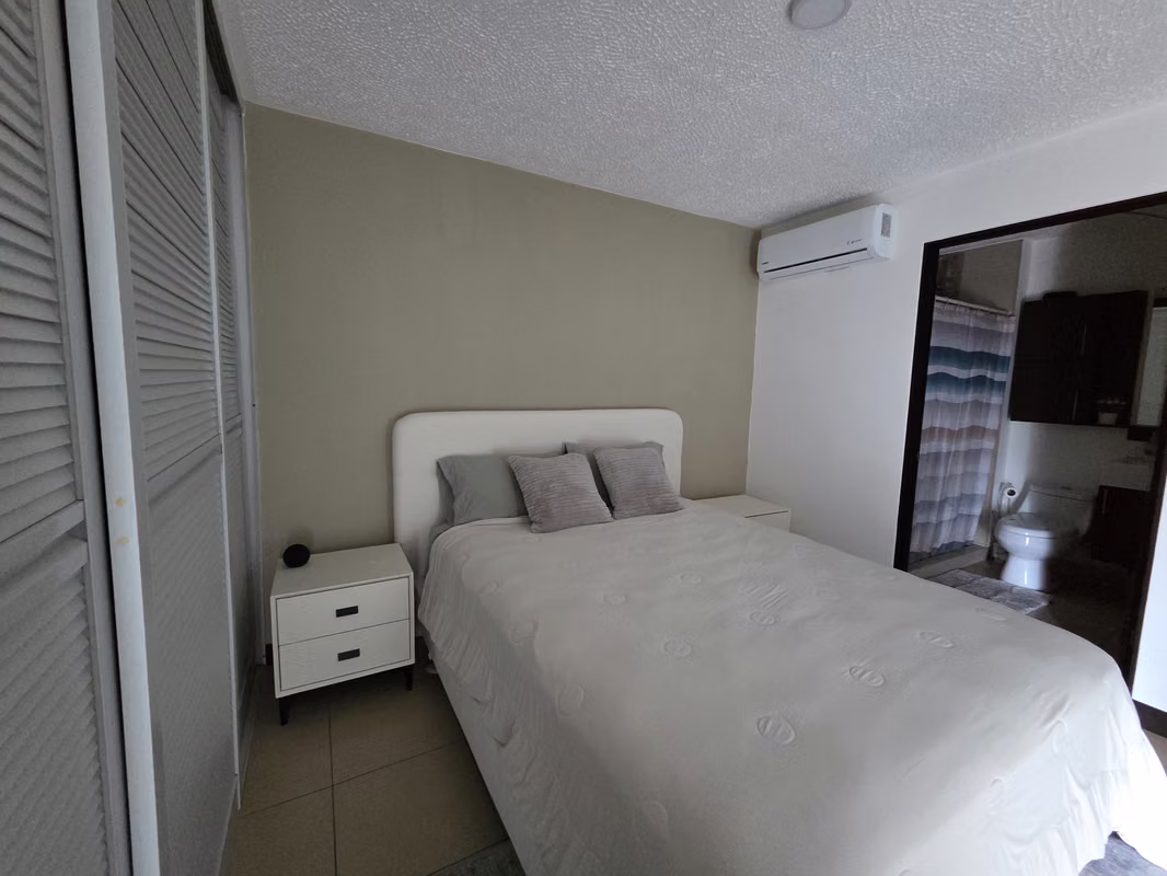 Apartamento con vista a la montaña en Alajuela - foto 11