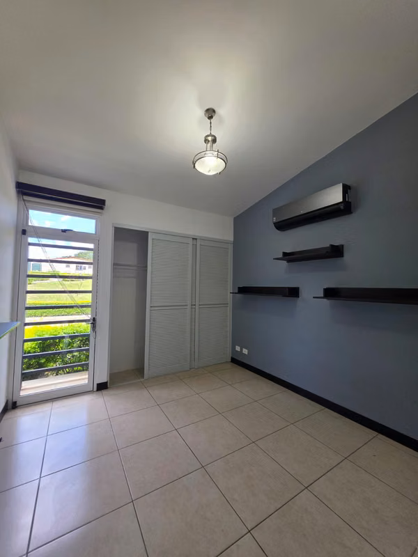 Apartamento con vista a la montaña en Alajuela - foto 14