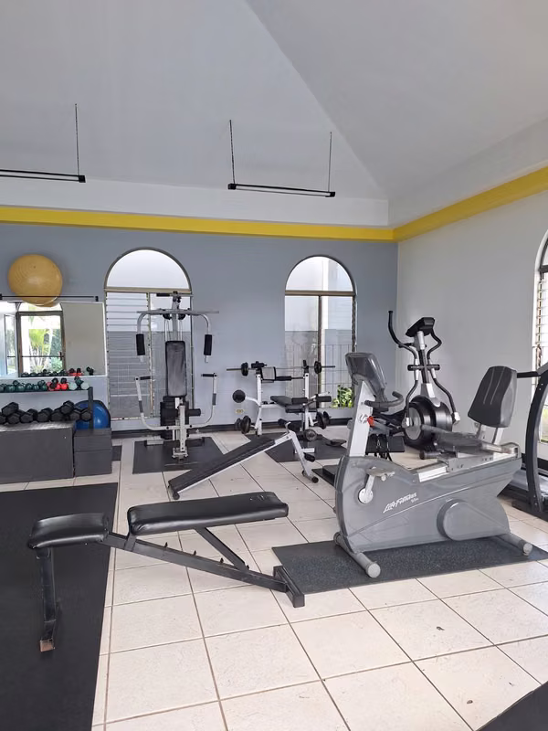 Hermoso Apartamento en Condominio Villa Jade, Tibás - foto 11